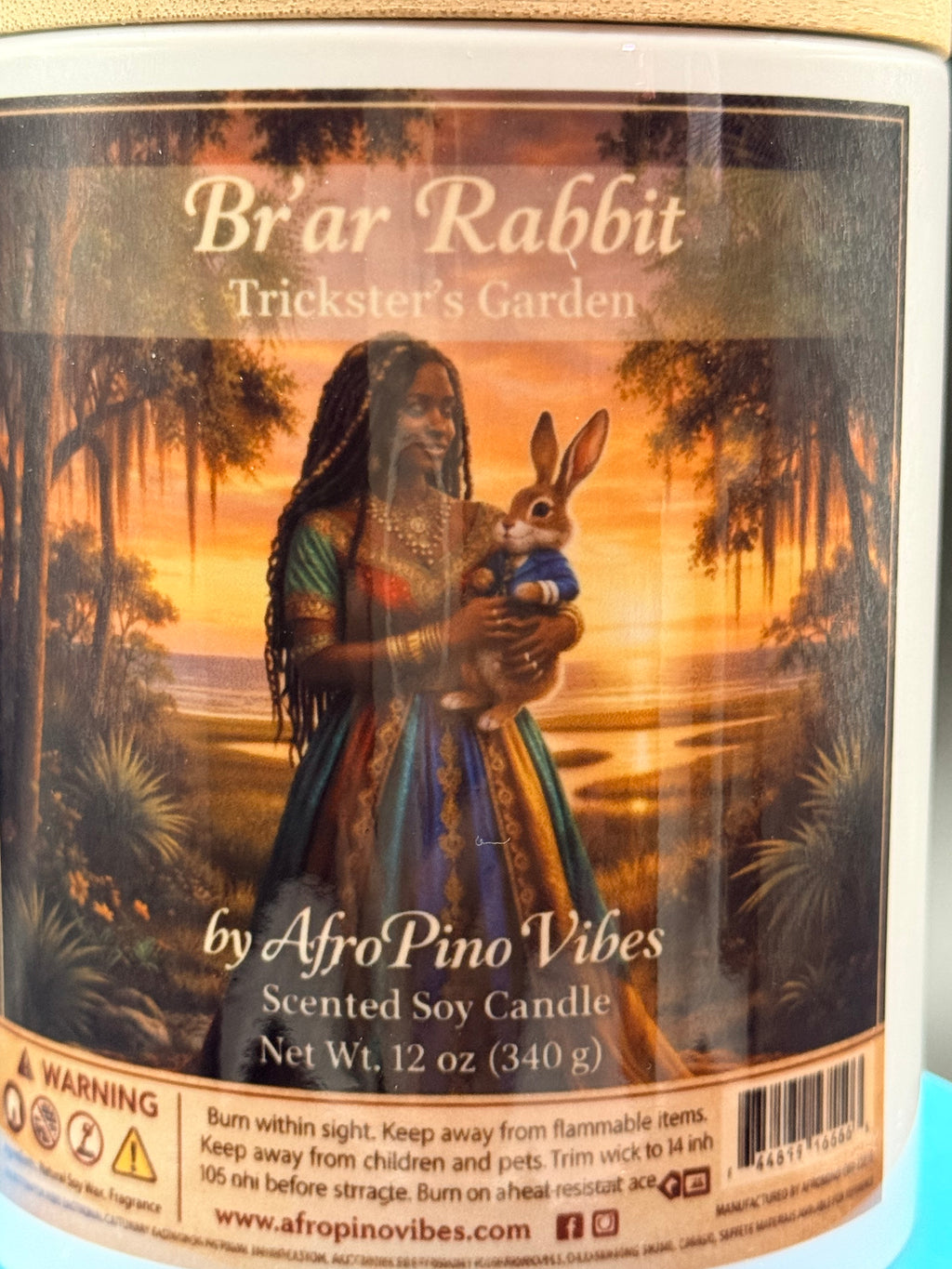 Br’ar Rabbit – Hibiscus Guava Fresca 12 oz Candle
